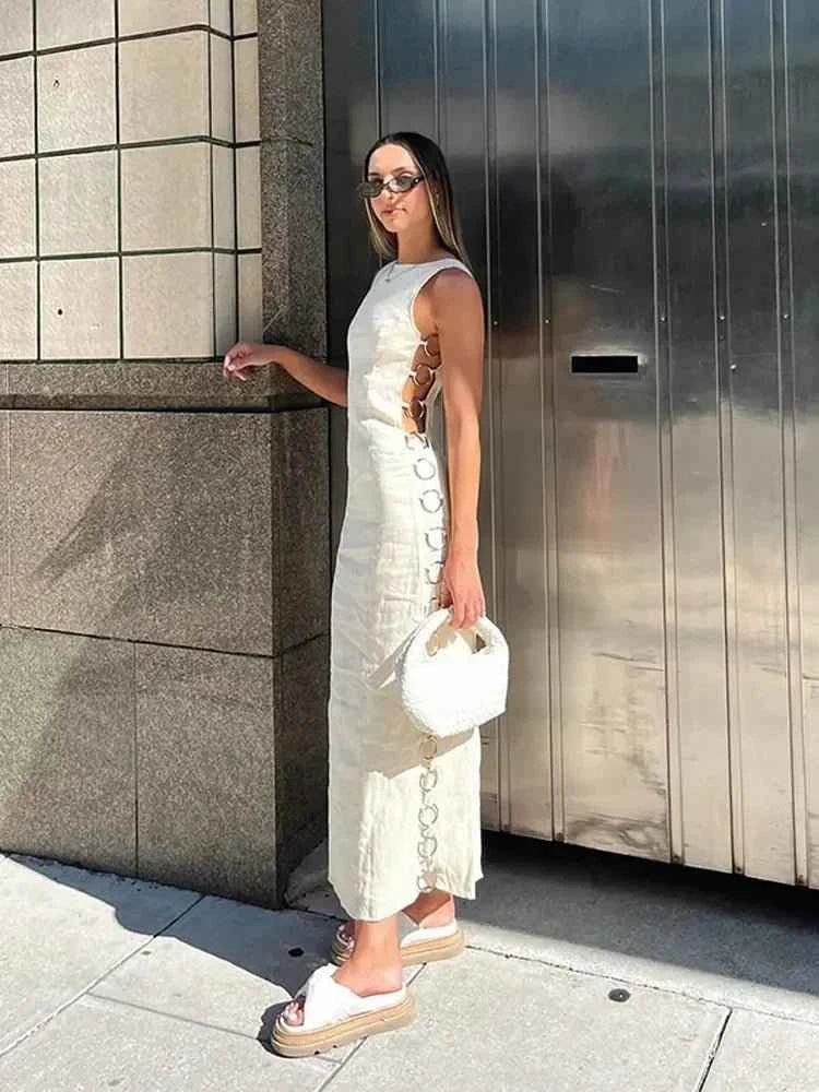 Hollow-Out Maxi Dress – Sleek & Stunning for Any Occasion