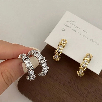 Vintage CC Design Stud Earrings – Elegant Korean Fashion Jewelry LUCKY COLLECTION 